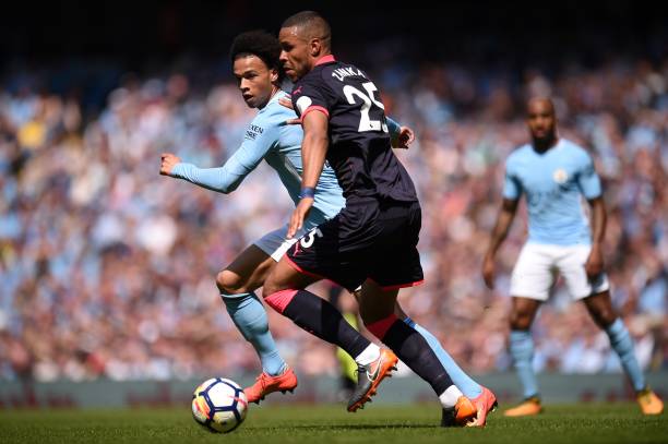 备受国内外 备受国内外